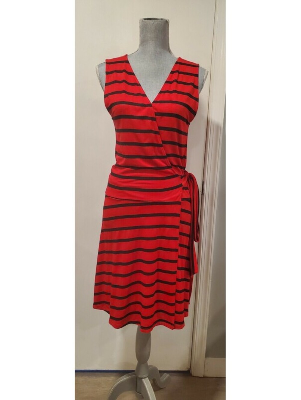 Feel The Piece M/L Red Black Striped Sleeveless Jersey Wrap Dress